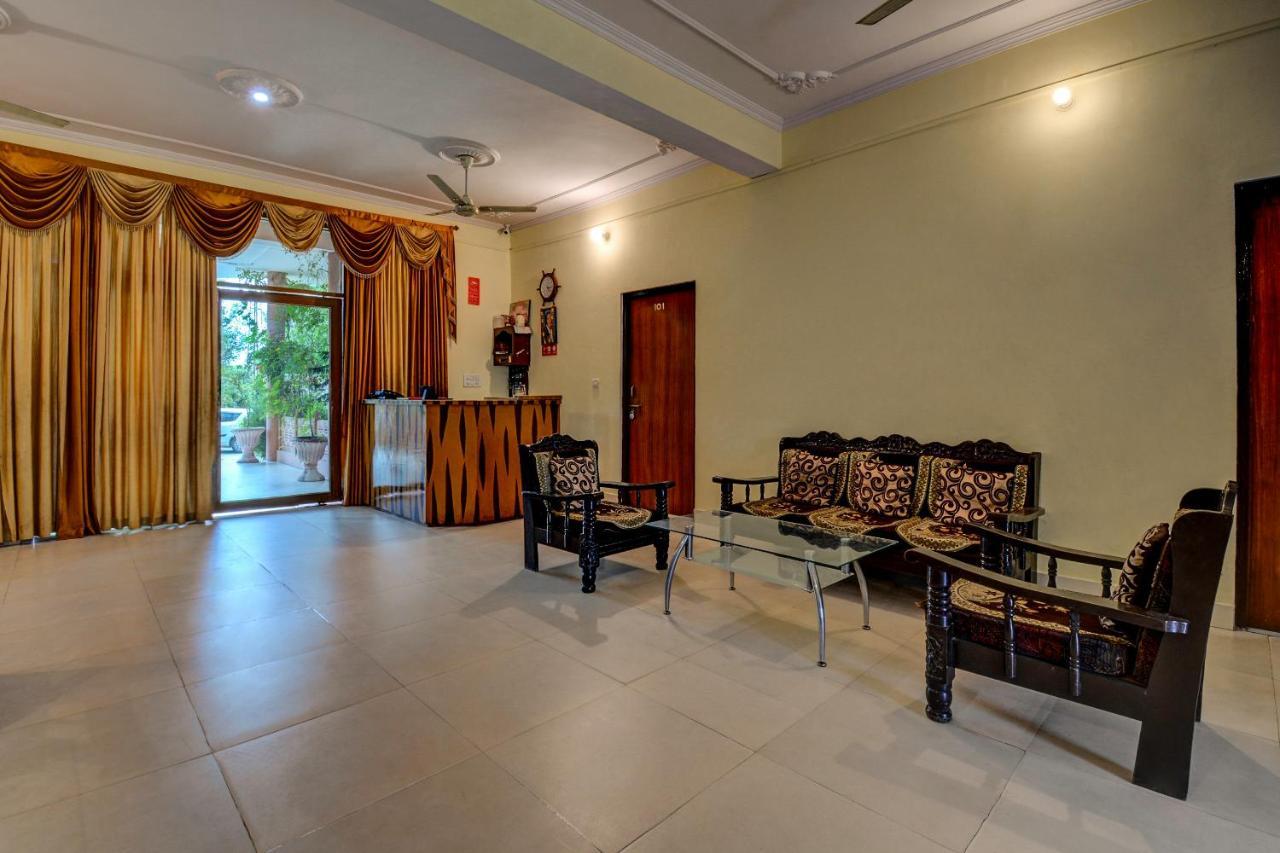 Ranthambhore Vilas Hotell Sawai Madhopur Exteriör bild