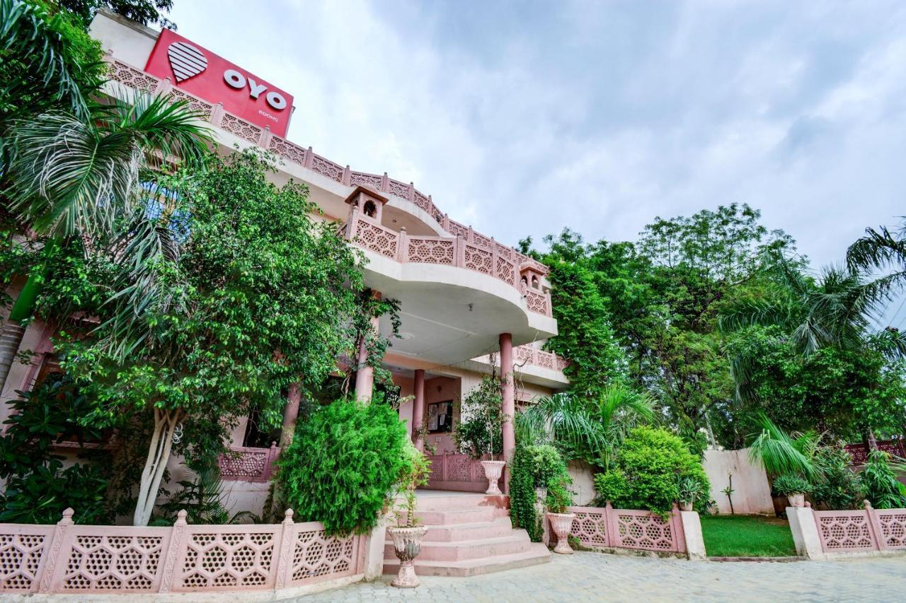 Ranthambhore Vilas Hotell Sawai Madhopur Exteriör bild