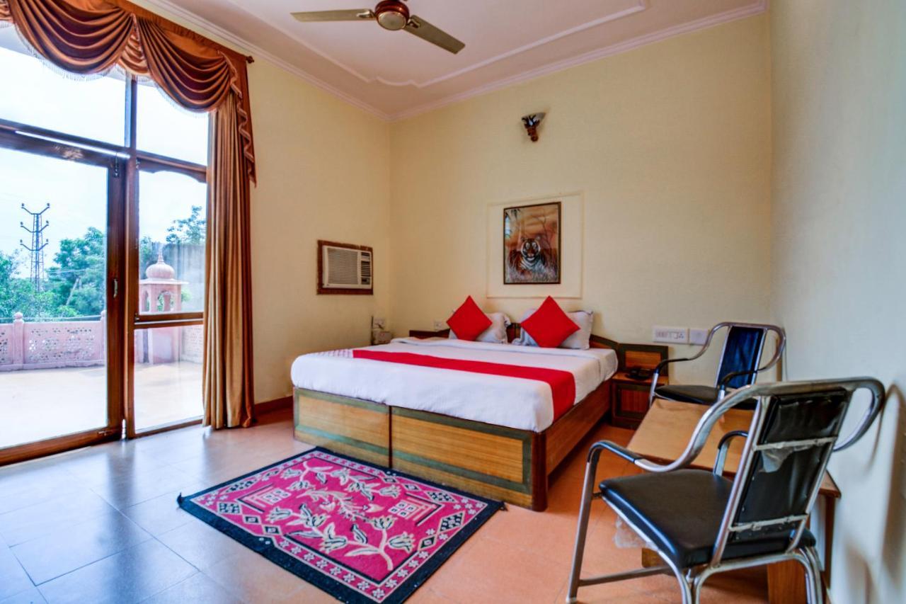 Ranthambhore Vilas Hotell Sawai Madhopur Exteriör bild